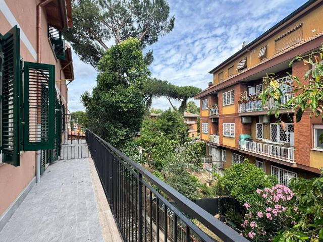 Appartamento in vendita a Roma RM