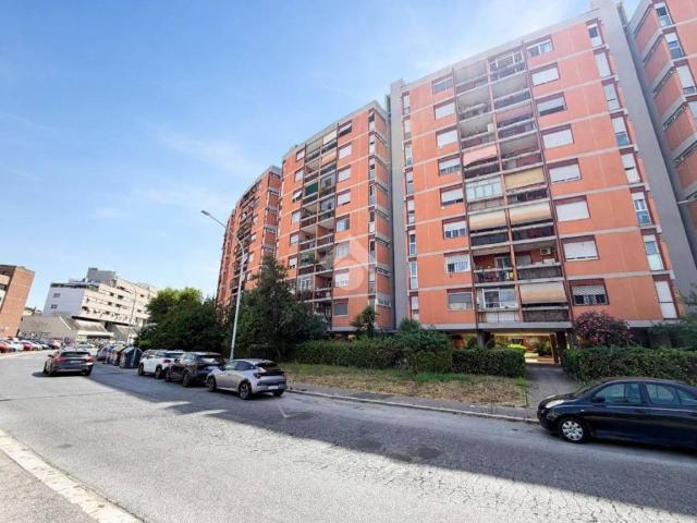 Appartamento in vendita a Roma RM