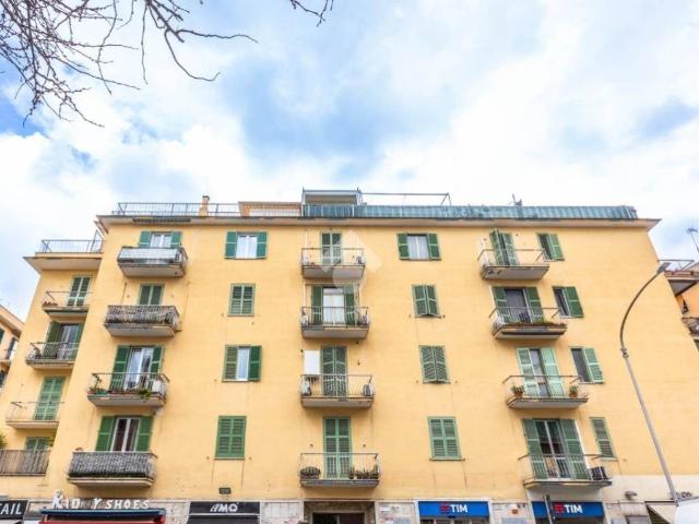 Appartamento in vendita a Roma RM