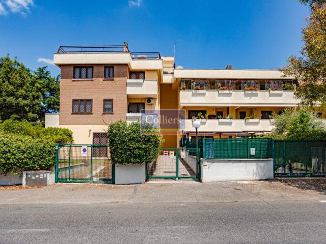 Appartamento in vendita a Roma RM