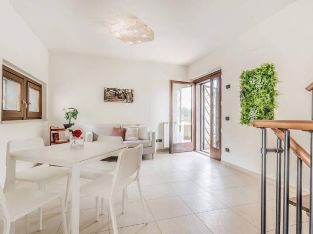 Appartamento in vendita a Roma RM