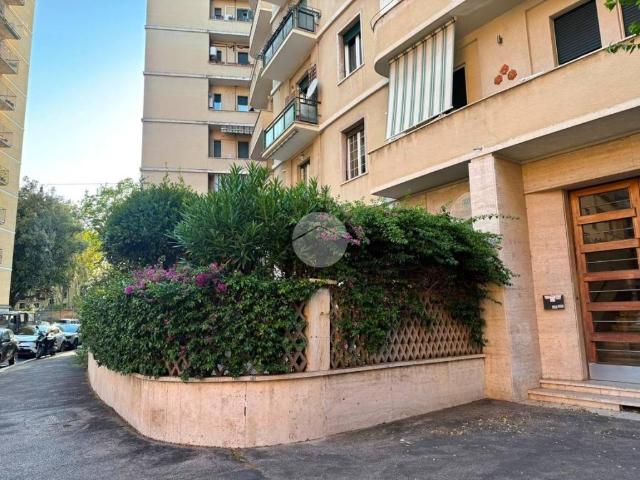 Appartamento in vendita a Roma RM