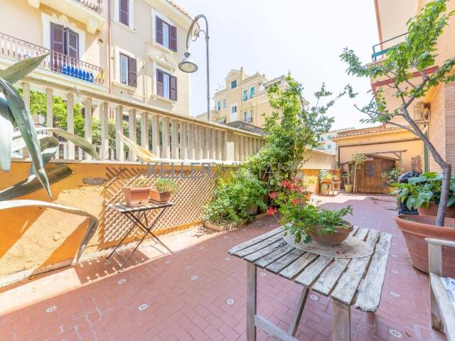 Appartamento in vendita a Roma RM