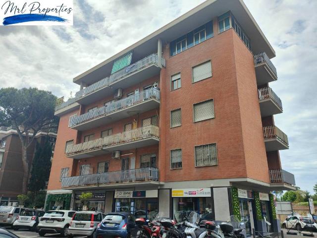 Appartamento in vendita a Roma RM