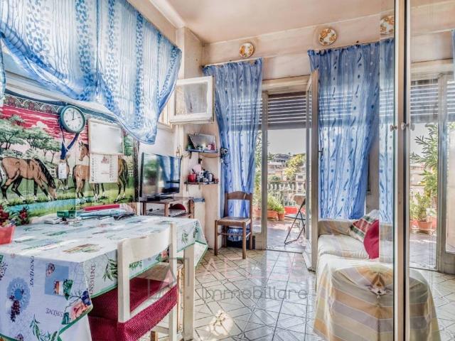 Appartamento in vendita a Roma RM