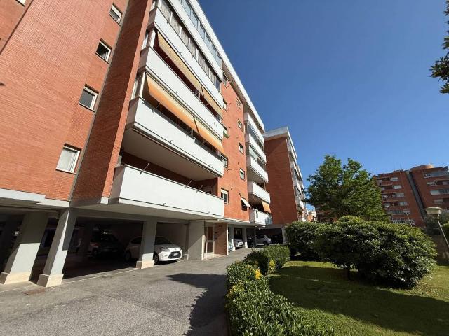 Appartamento in vendita a Roma RM