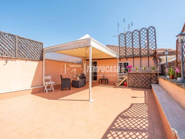 Appartamento in vendita a Roma RM