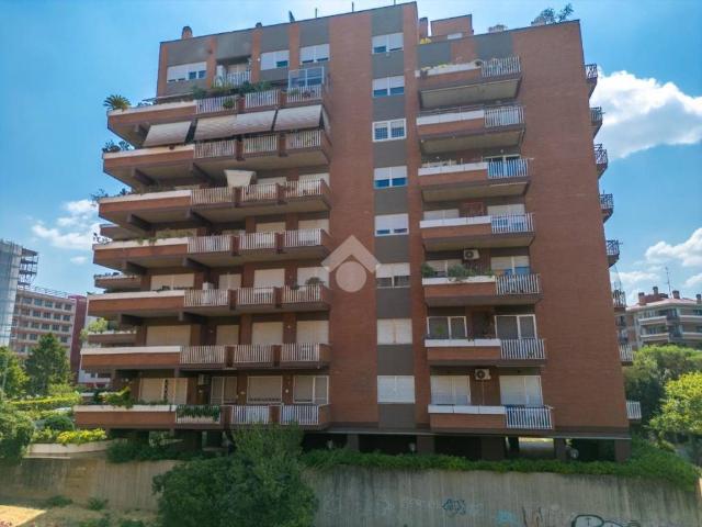 Appartamento in vendita a Roma RM