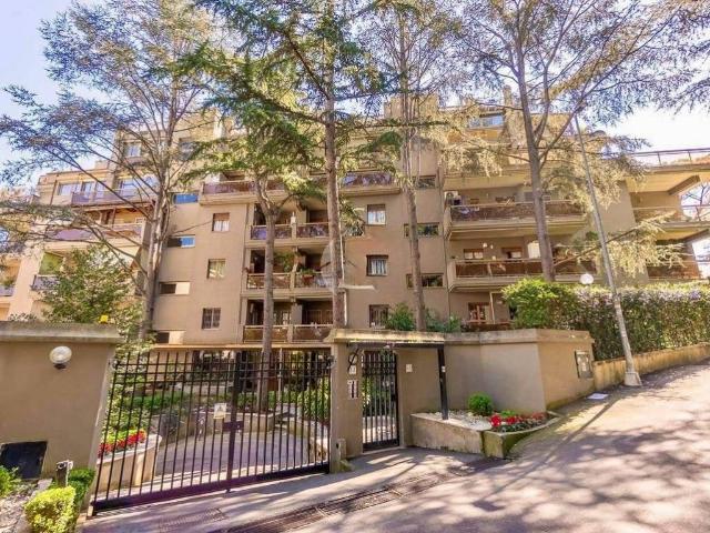 Appartamento in vendita a Roma RM