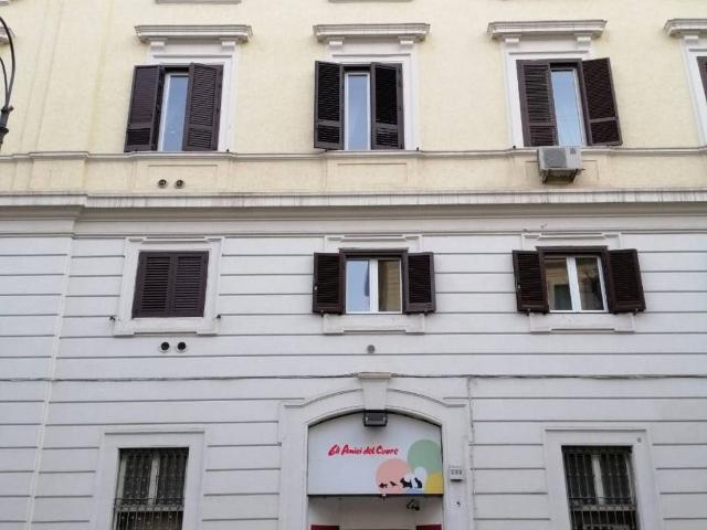 Appartamento in vendita a Roma RM