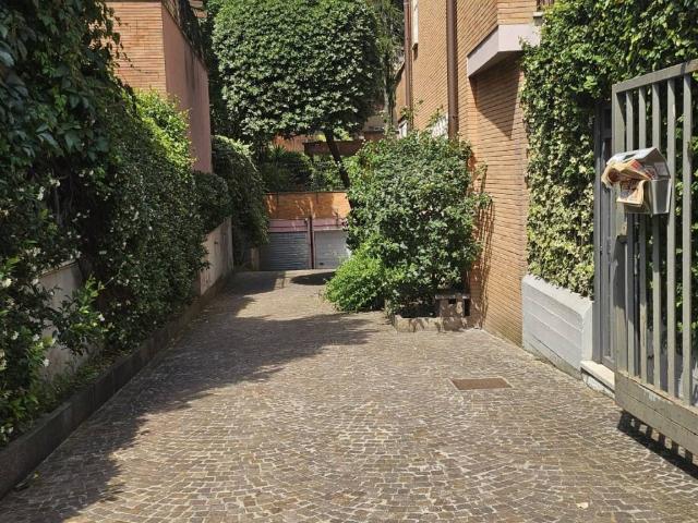 Appartamento in vendita a Roma RM