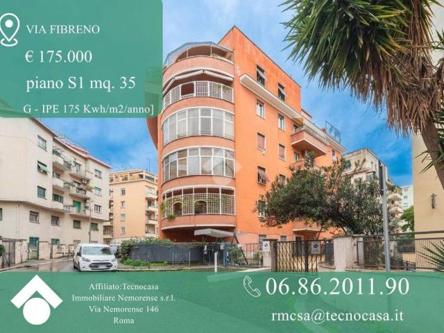 Appartamento in vendita a Roma RM