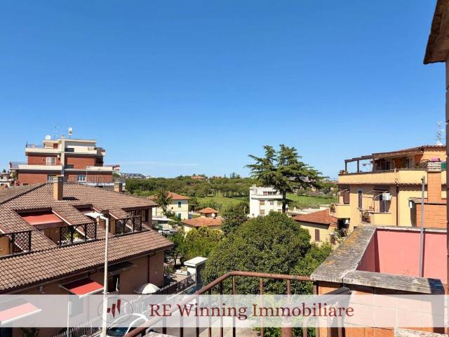 Appartamento in vendita a Roma RM