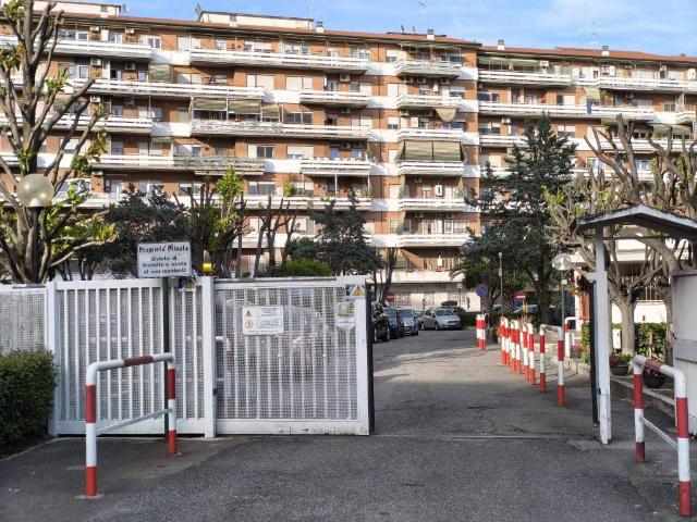 Appartamento in vendita a Roma RM