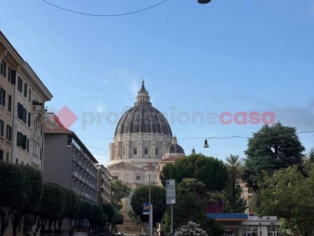 Appartamento in vendita a Roma RM