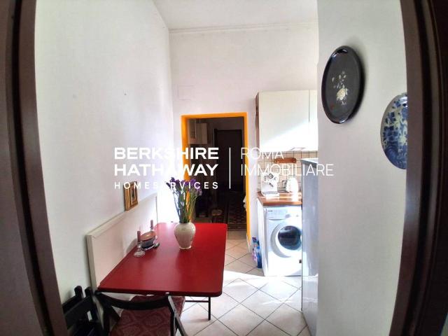 Appartamento in vendita a Roma RM