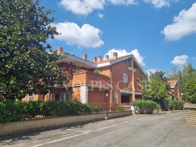 Appartamento in vendita a Roma RM