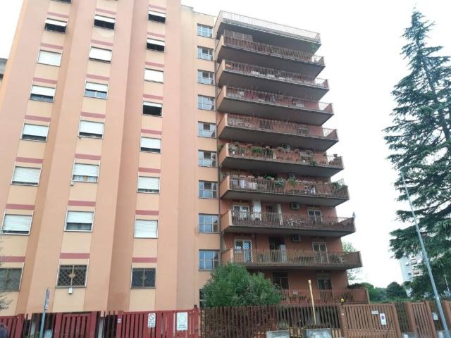 Appartamento in vendita a Roma RM