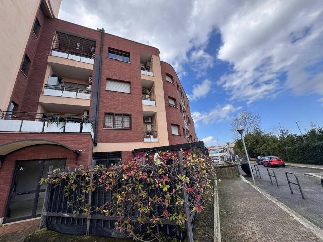 Appartamento in vendita a Roma RM