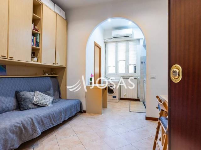 Appartamento in vendita a Roma RM