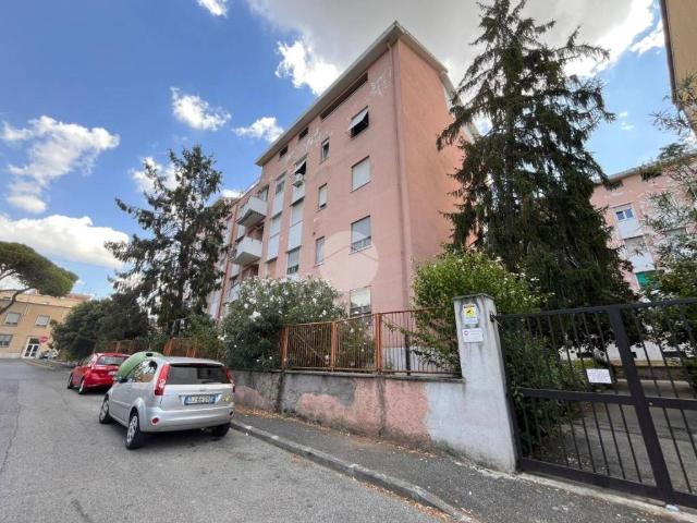 Appartamento in vendita a Roma RM
