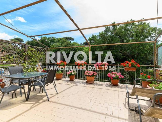 Appartamento in vendita a Roma RM