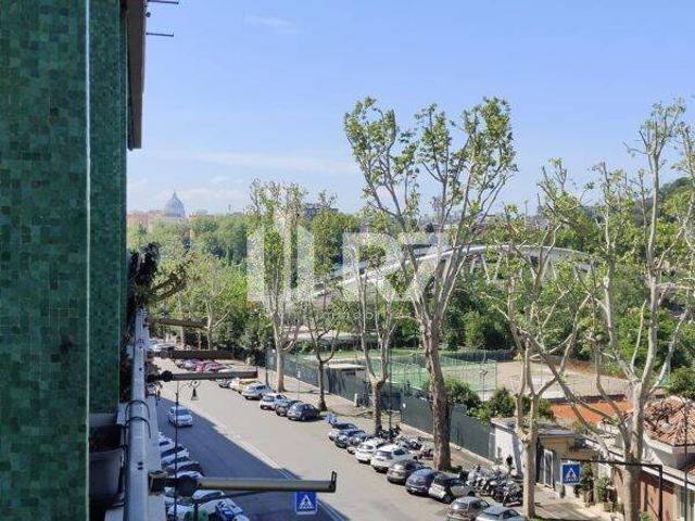 Appartamento in vendita a Roma RM