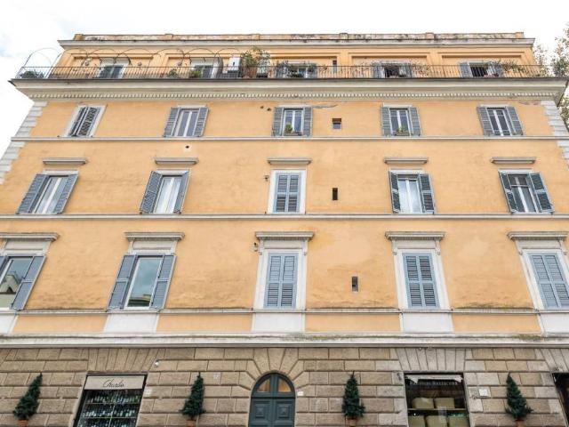 Appartamento in vendita a Roma RM