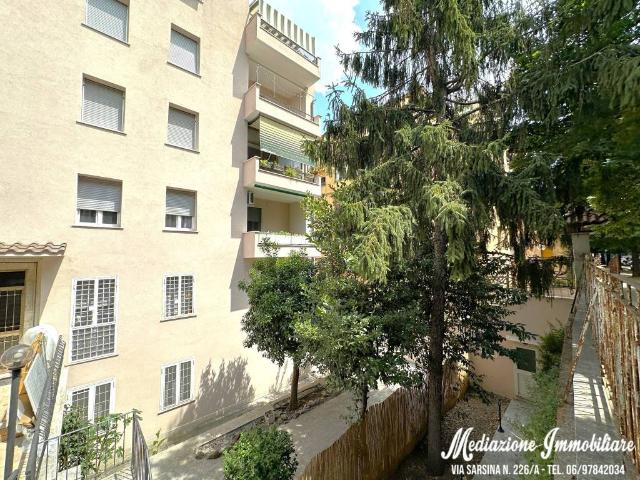 Appartamento in vendita a Roma RM