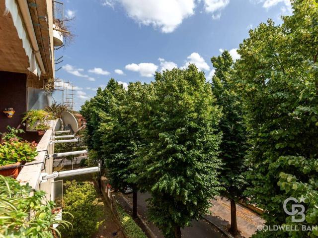 Appartamento in vendita a Roma RM