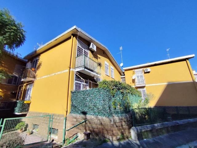 Appartamento in vendita a Roma RM