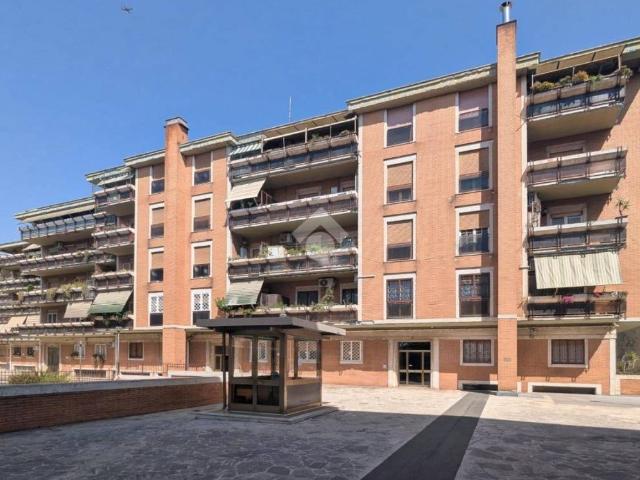 Appartamento in vendita a Roma RM