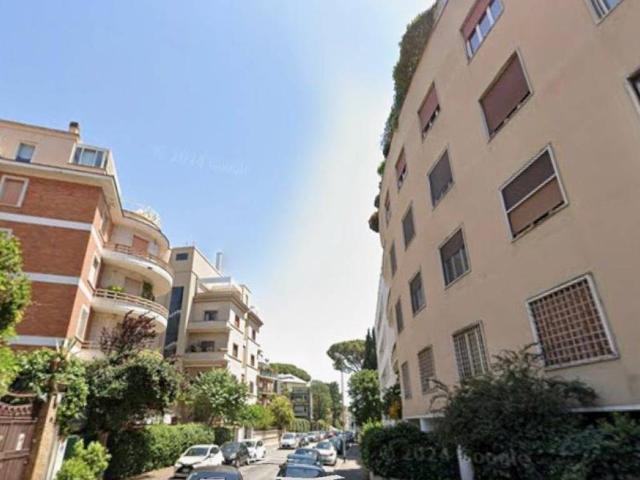 Appartamento in vendita a Roma RM