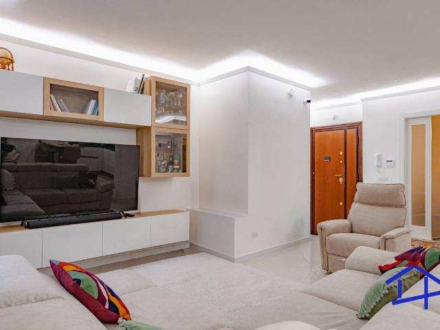 Appartamento in vendita a Roma RM