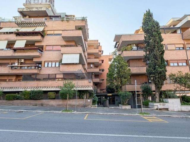 Appartamento in vendita a Roma RM