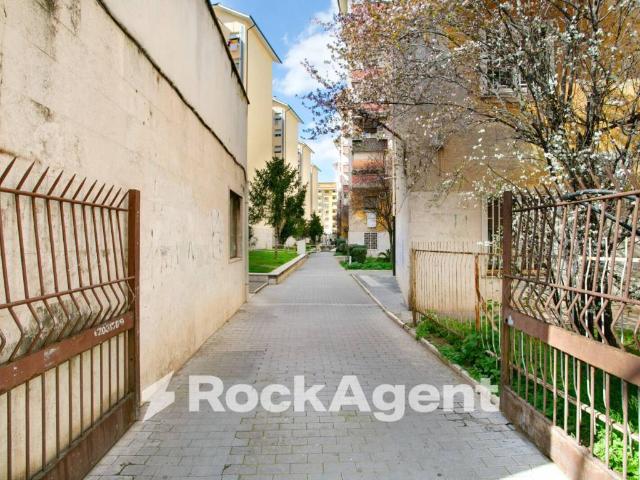 Appartamento in vendita a Roma RM