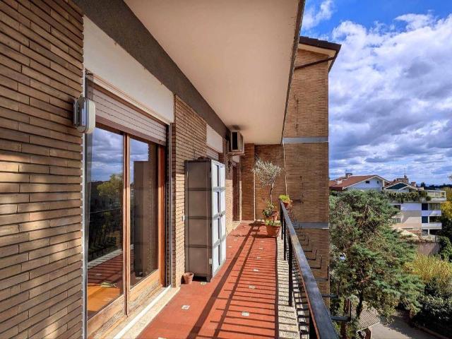 Appartamento in vendita a Roma RM