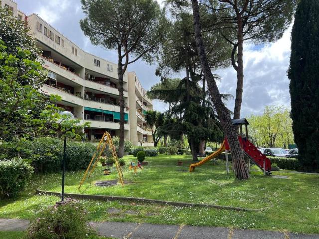 Appartamento in vendita a Roma RM