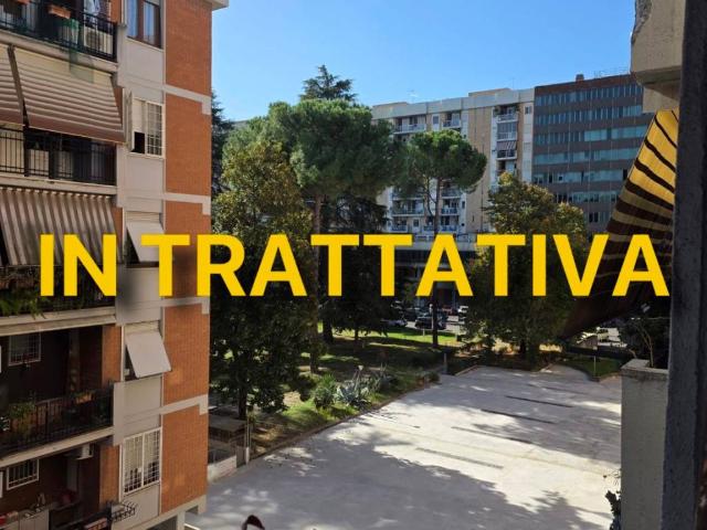 Appartamento in vendita a Roma RM