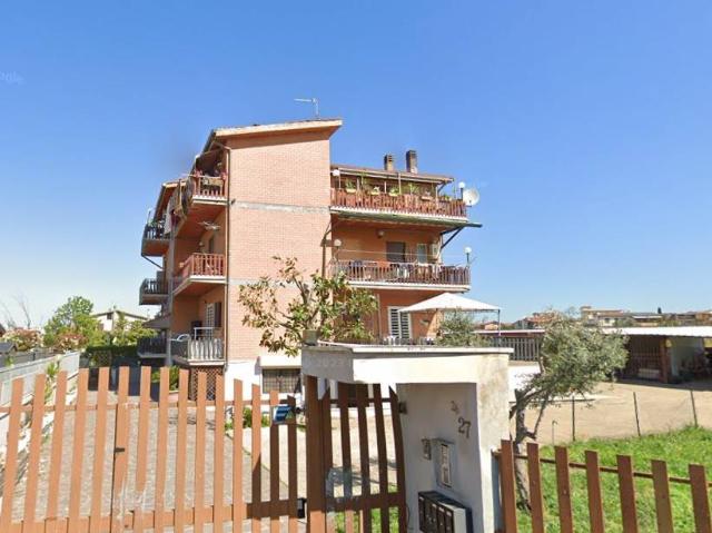 Appartamento in vendita a Roma RM