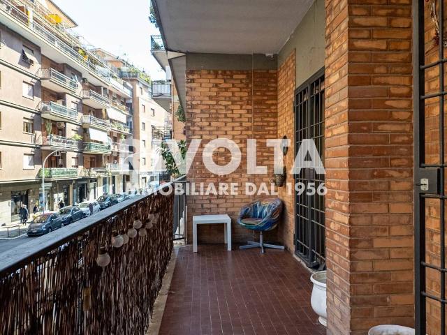 Appartamento in vendita a Roma RM