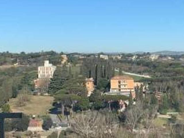Appartamento in vendita a Roma RM