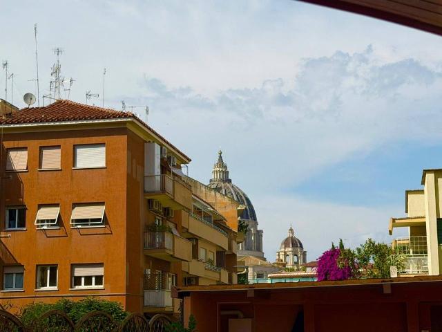 Appartamento in vendita a Roma RM