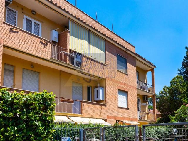 Appartamento in vendita a Roma RM