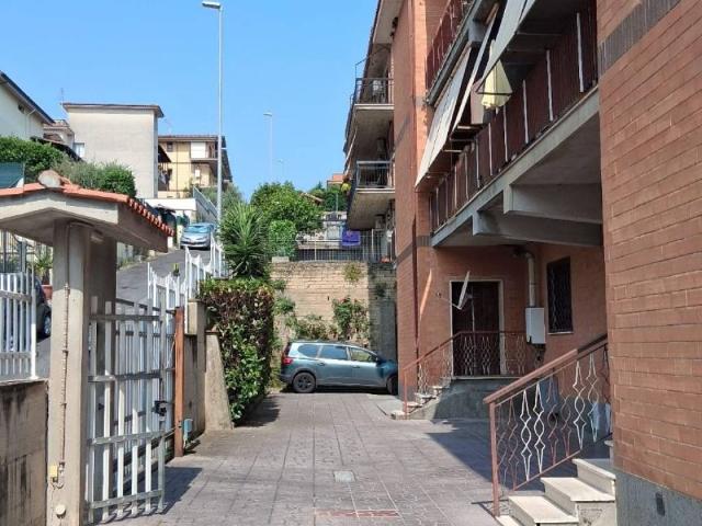 Appartamento in vendita a Roma RM