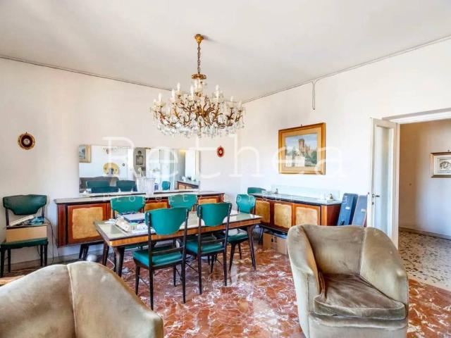 Appartamento in vendita a Roma RM