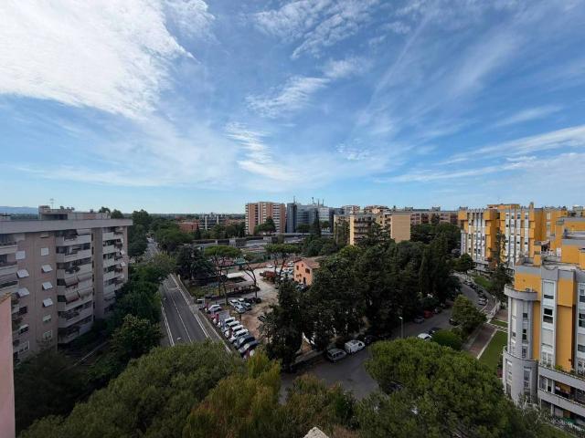 Appartamento in vendita a Roma RM
