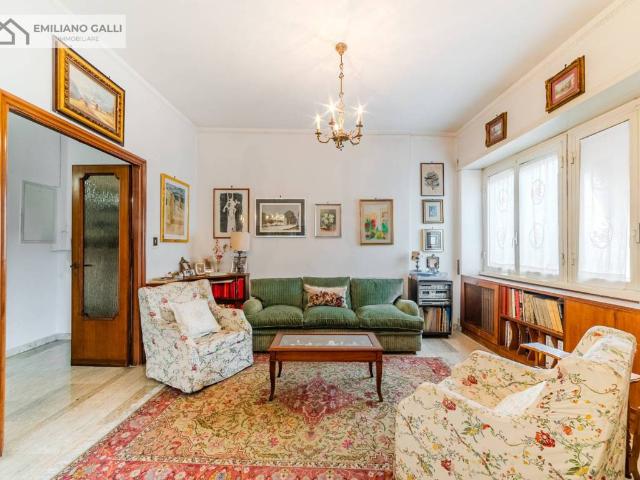 Appartamento in vendita a Roma RM