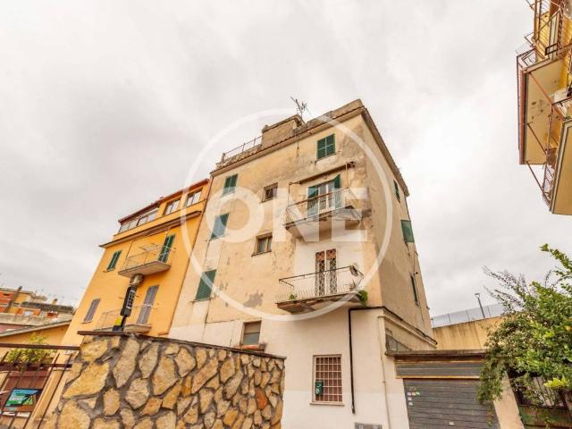 Appartamento in vendita a Roma RM