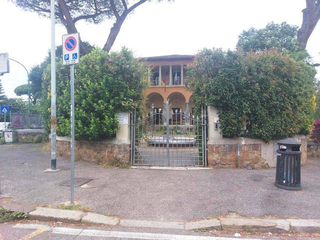 Appartamento in vendita a Roma RM